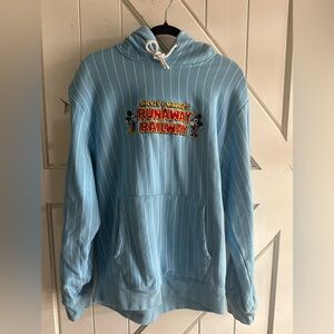 DISNEY PARKS MICKEY AND MINNIE RUNAWAY RAILWAY PULLOVER HOODIE
SiZE L